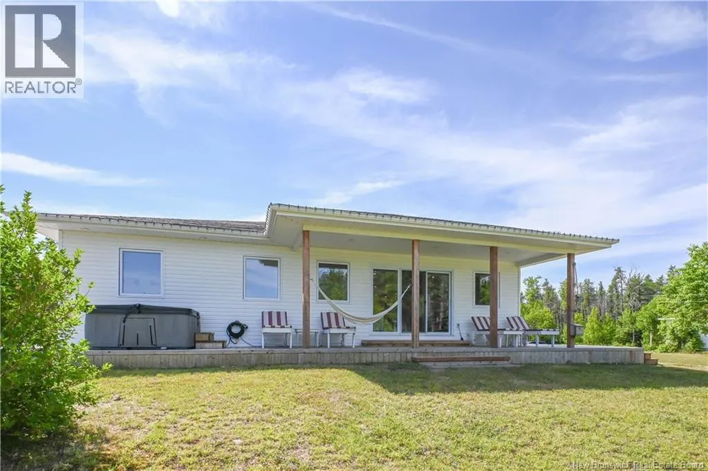 373 de la Cedrière Road