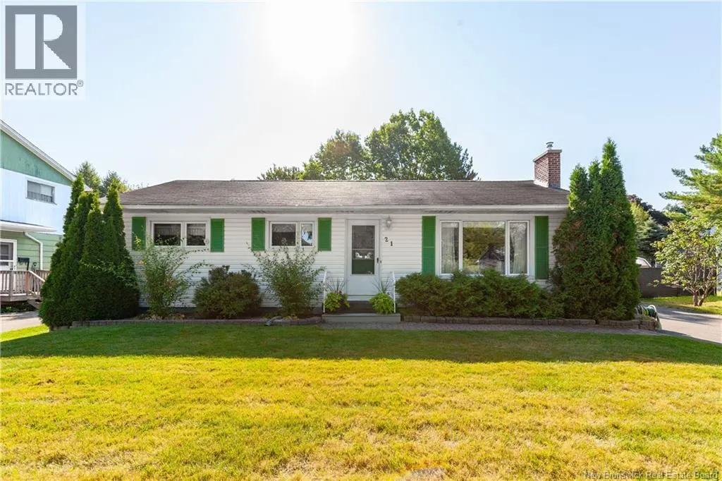 21 Dover Crescent