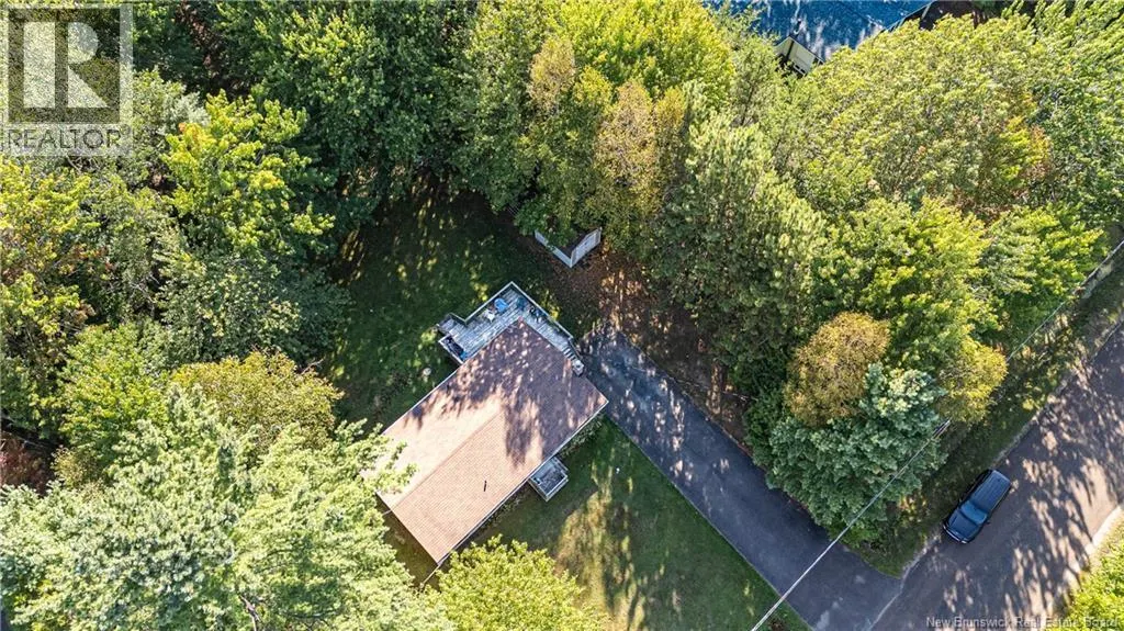 12 Gary Drive