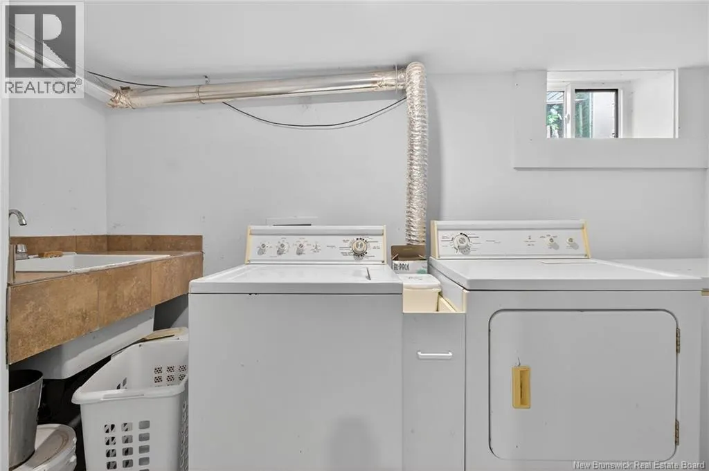 1063-1067 Amirault Street