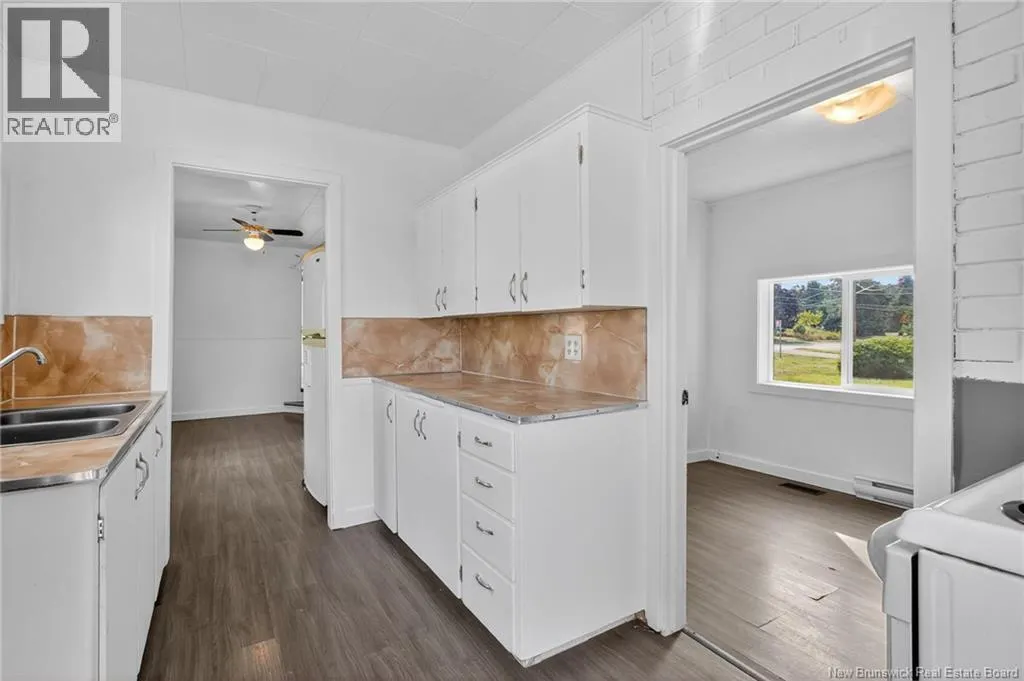 1063-1067 Amirault Street