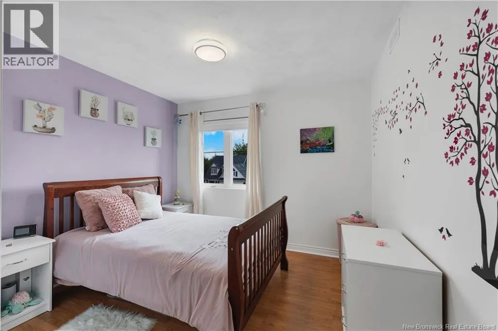 409 Gaspe Street