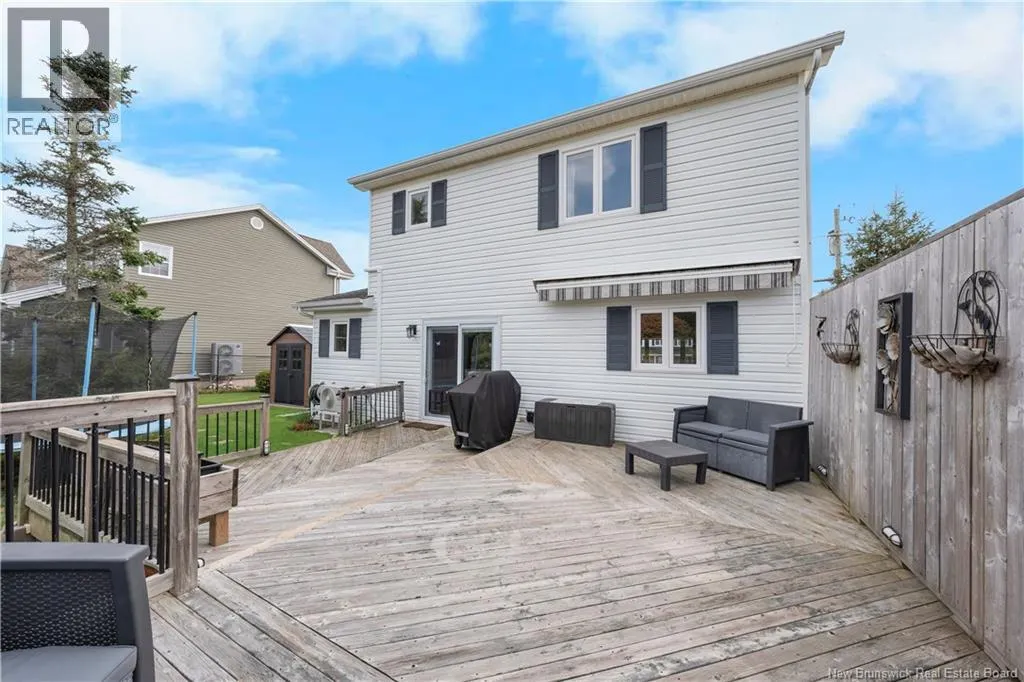 409 Gaspe Street