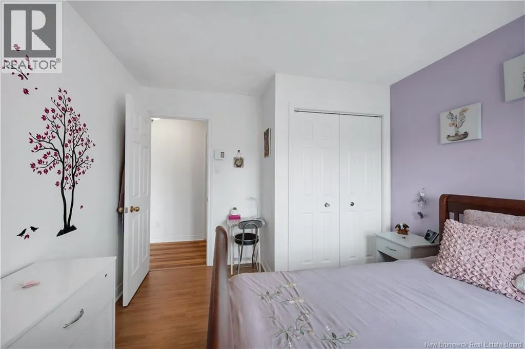 409 Gaspe Street