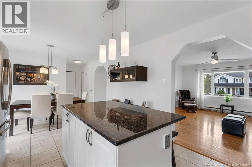 409 Gaspe Street
