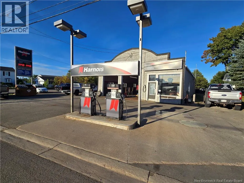 4521 Rue Principale