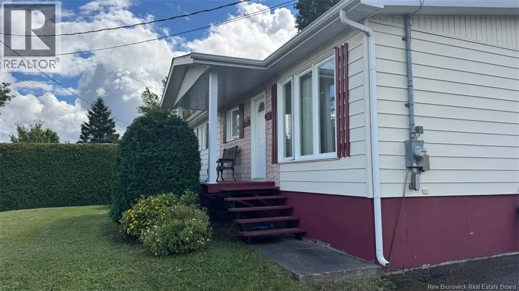 17 Cyr Street