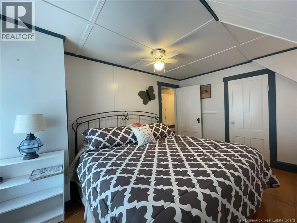 12 Pettes Cove Road