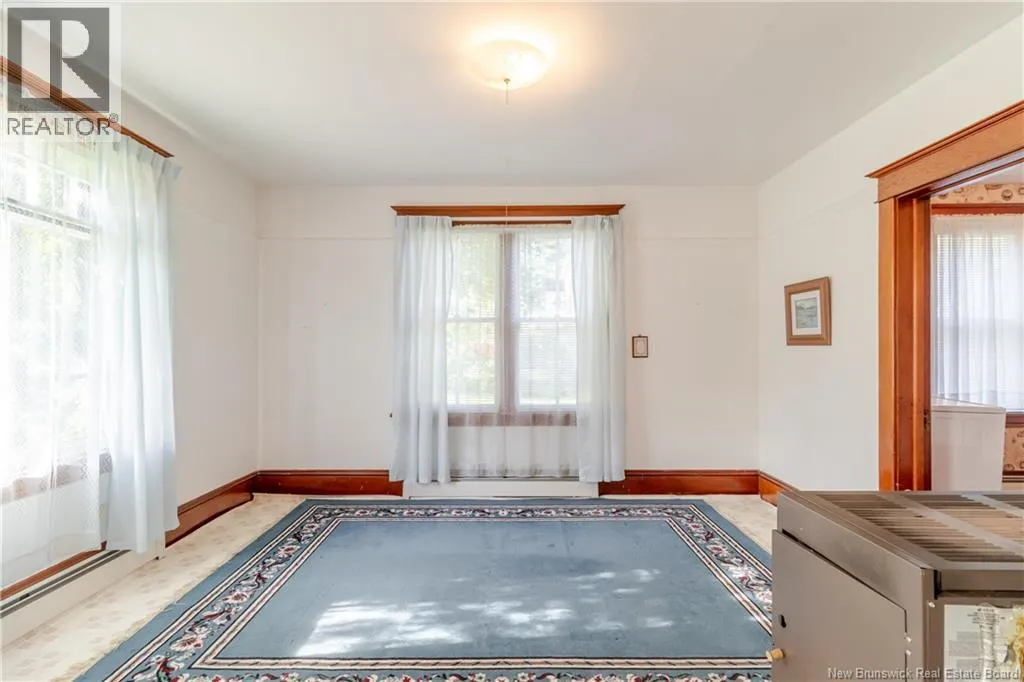 35 Saunders Road