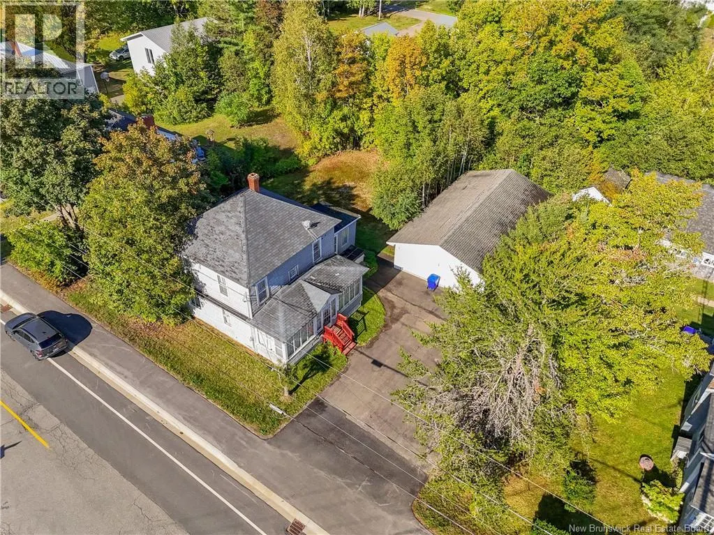 35 Saunders Road