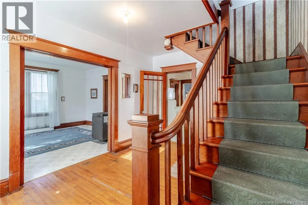 35 Saunders Road
