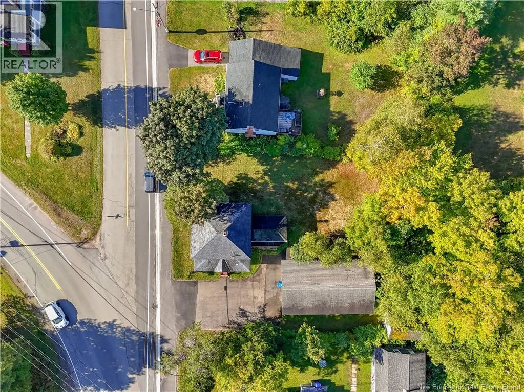 35 Saunders Road
