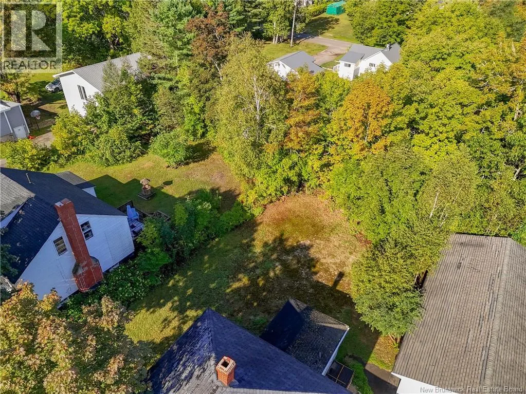 35 Saunders Road