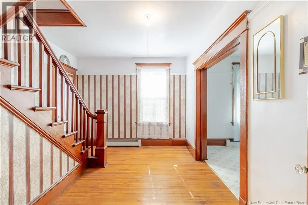 35 Saunders Road