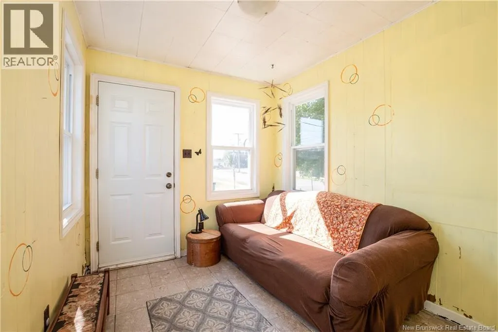 133 Sherrard Avenue
