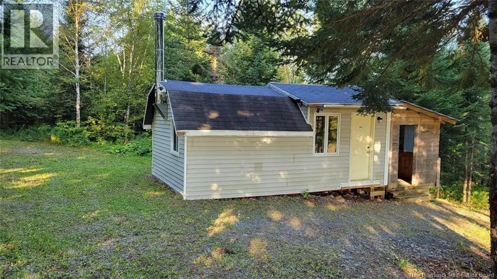 60 Lake Edwards Road