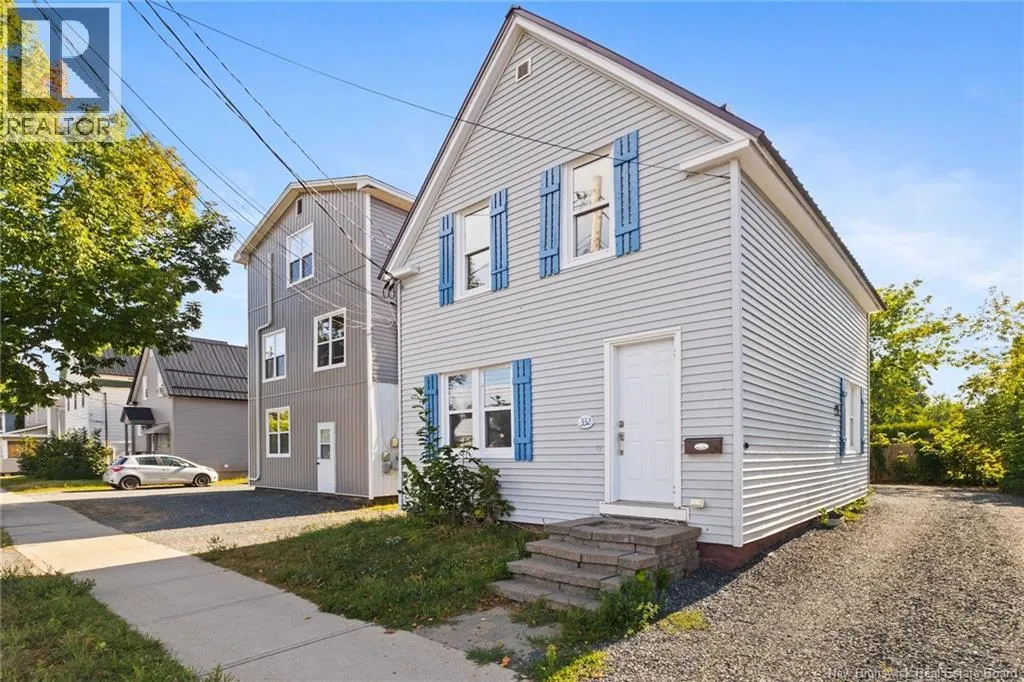 332 Smythe Street