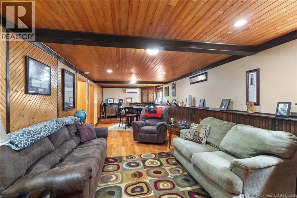 106 LANDING Road