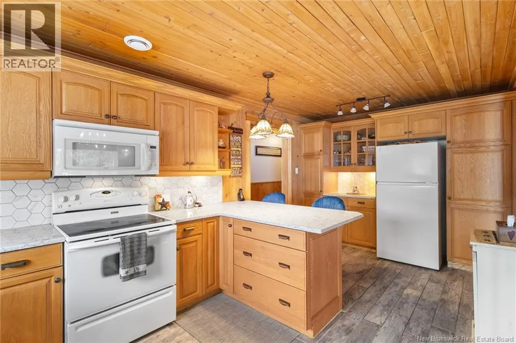 106 LANDING Road