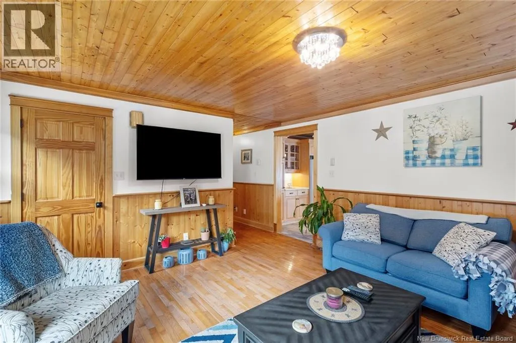 106 LANDING Road
