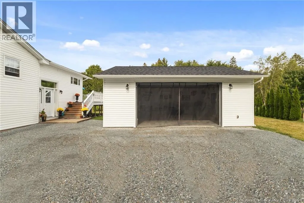 106 LANDING Road
