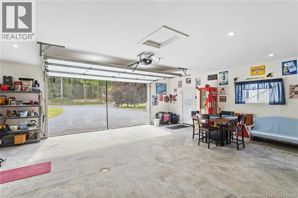 106 LANDING Road