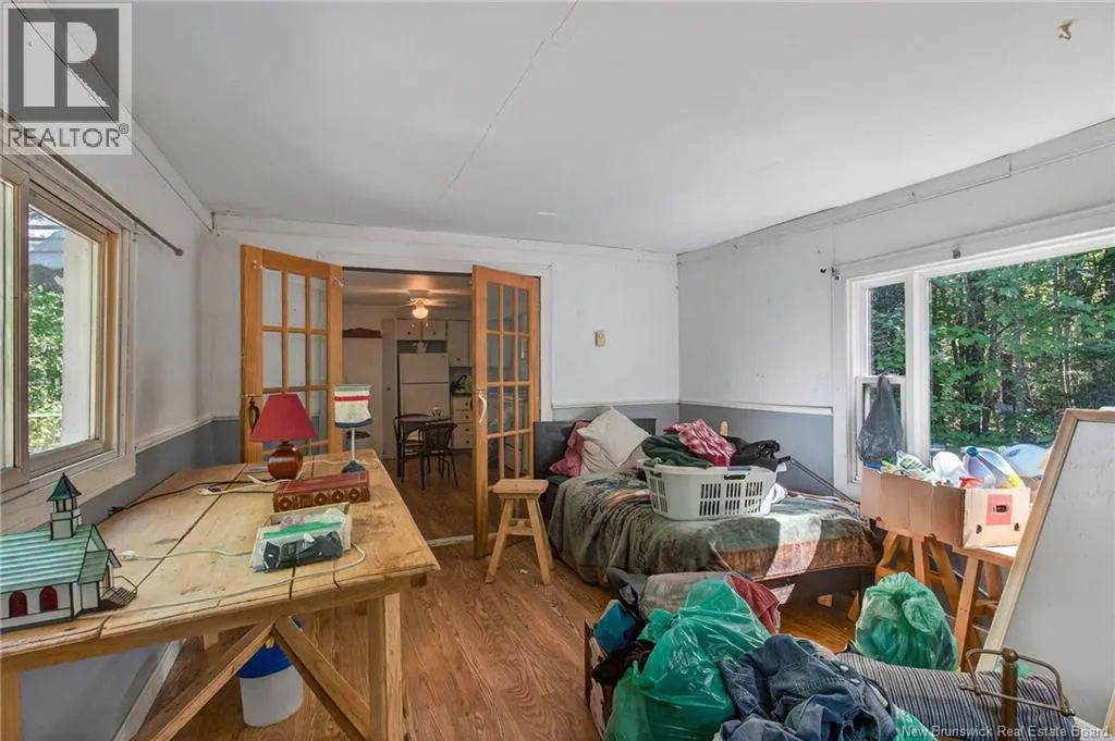 255 Niagara Road