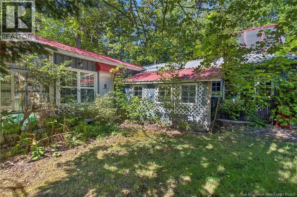 255 Niagara Road