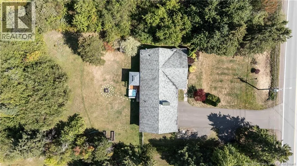 3261 Mountain Road
