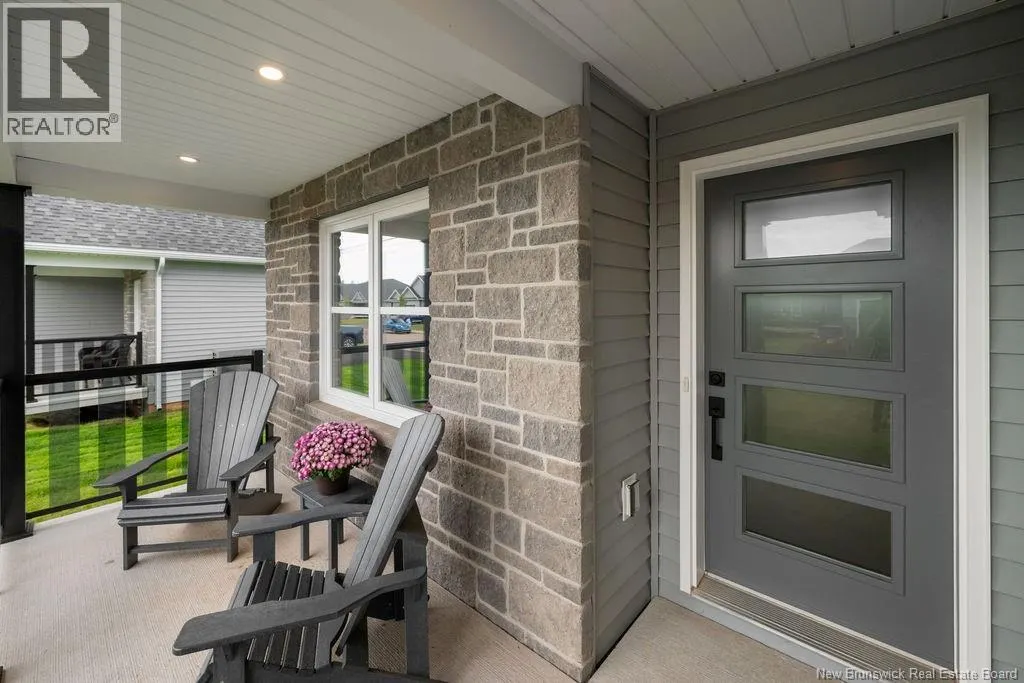 82 Rosebank Crescent