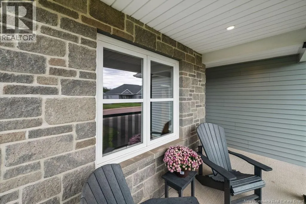 82 Rosebank Crescent