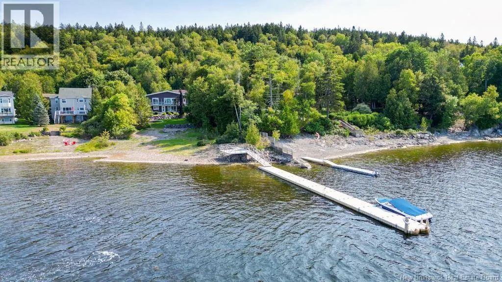 1005 KENNEBECASIS Drive