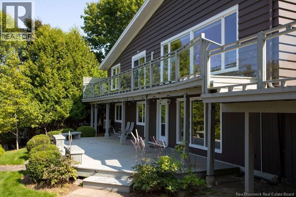 1005 KENNEBECASIS Drive