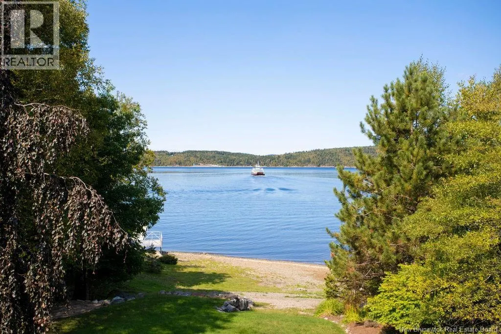 1005 KENNEBECASIS Drive