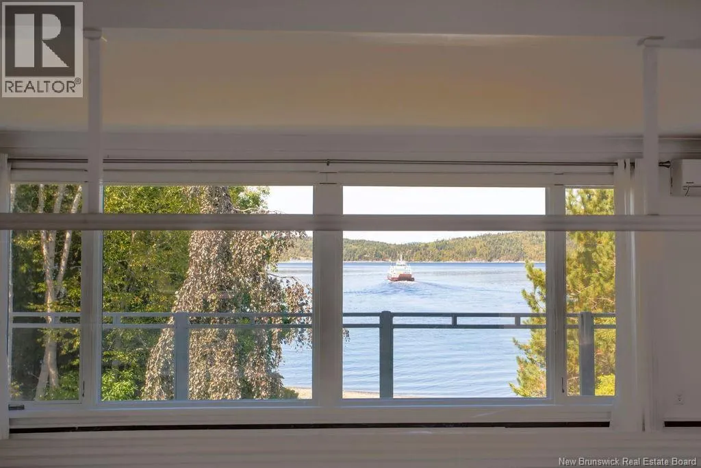 1005 KENNEBECASIS Drive