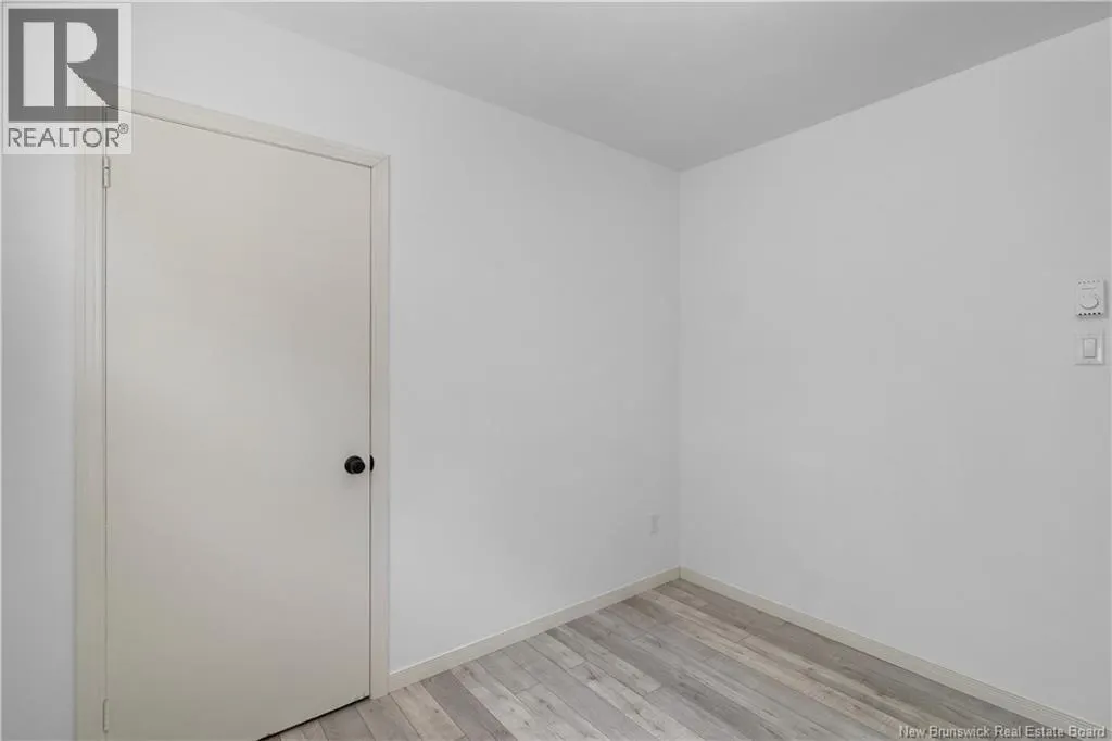 1235 Vanier