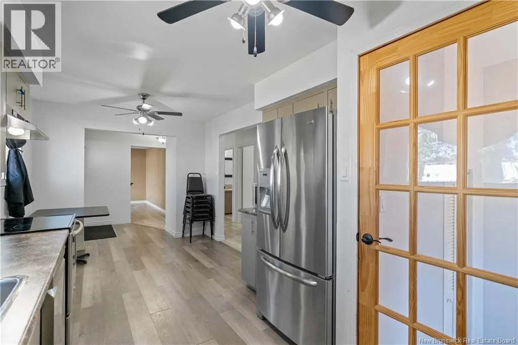 1235 Vanier