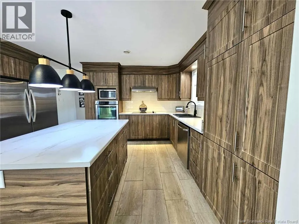1295 Riverside