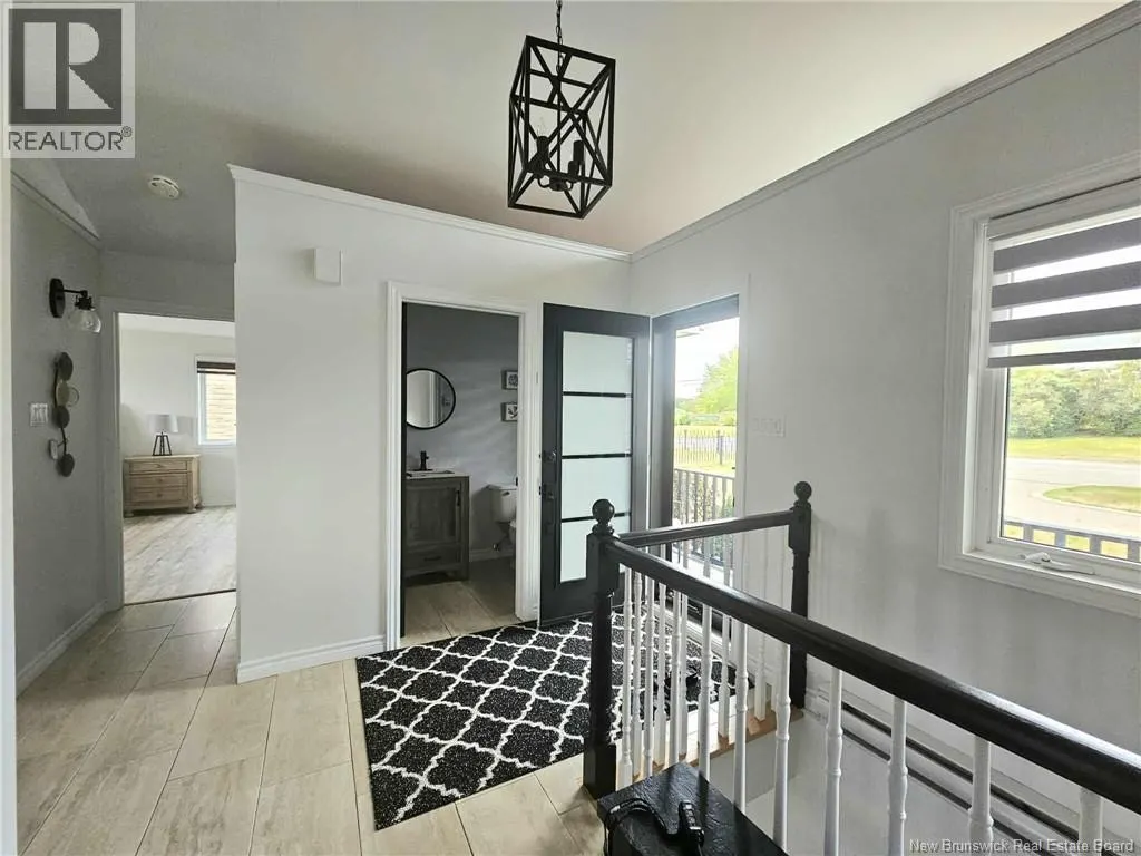 1295 Riverside