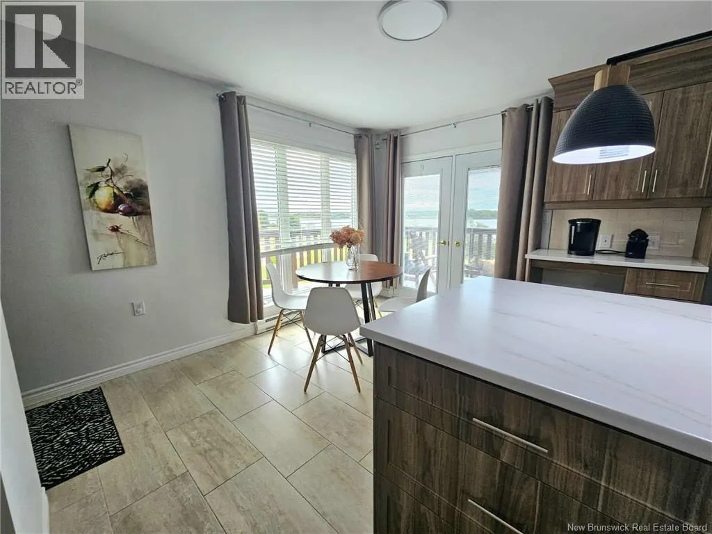 1295 Riverside