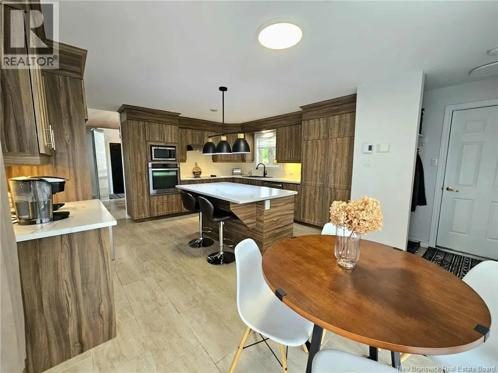 1295 Riverside