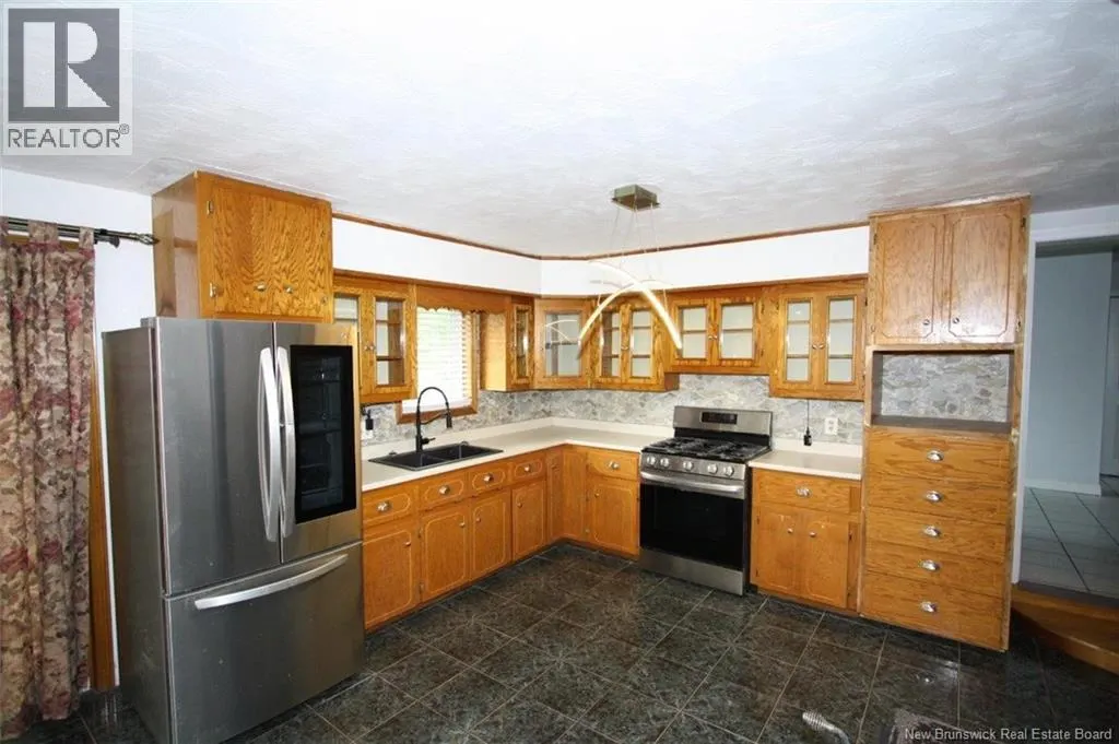 376 Fernmount Road