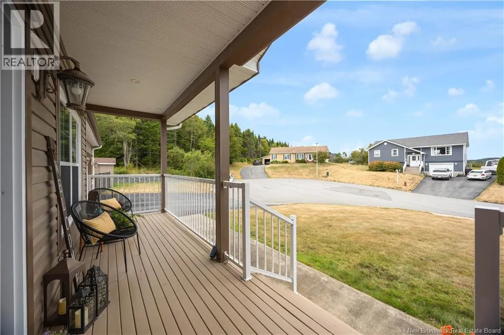 15 Roatan Way