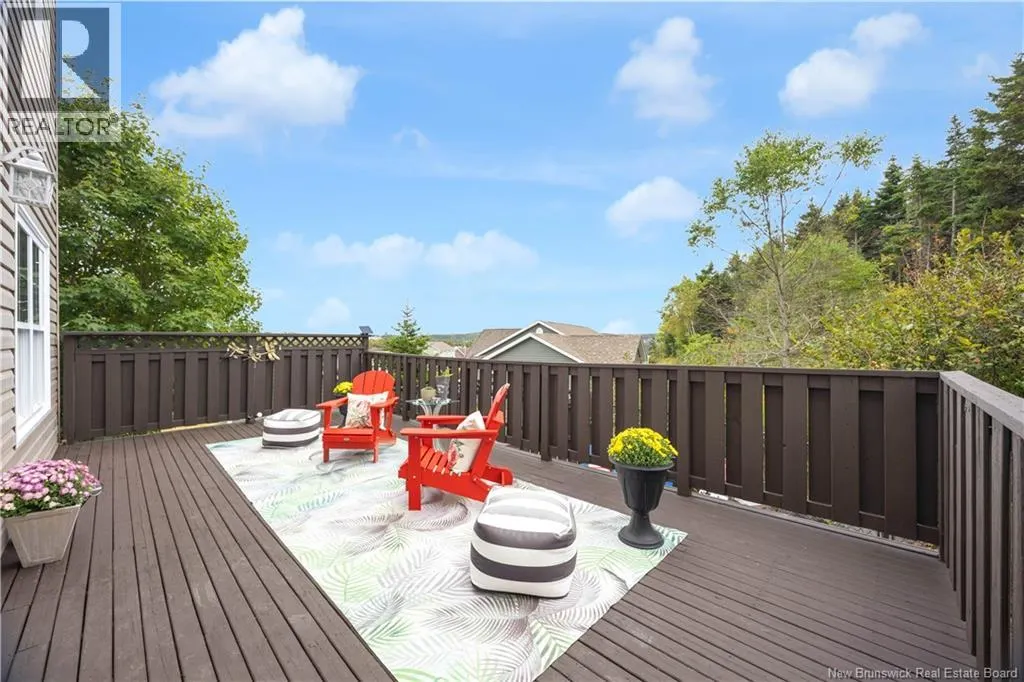 15 Roatan Way