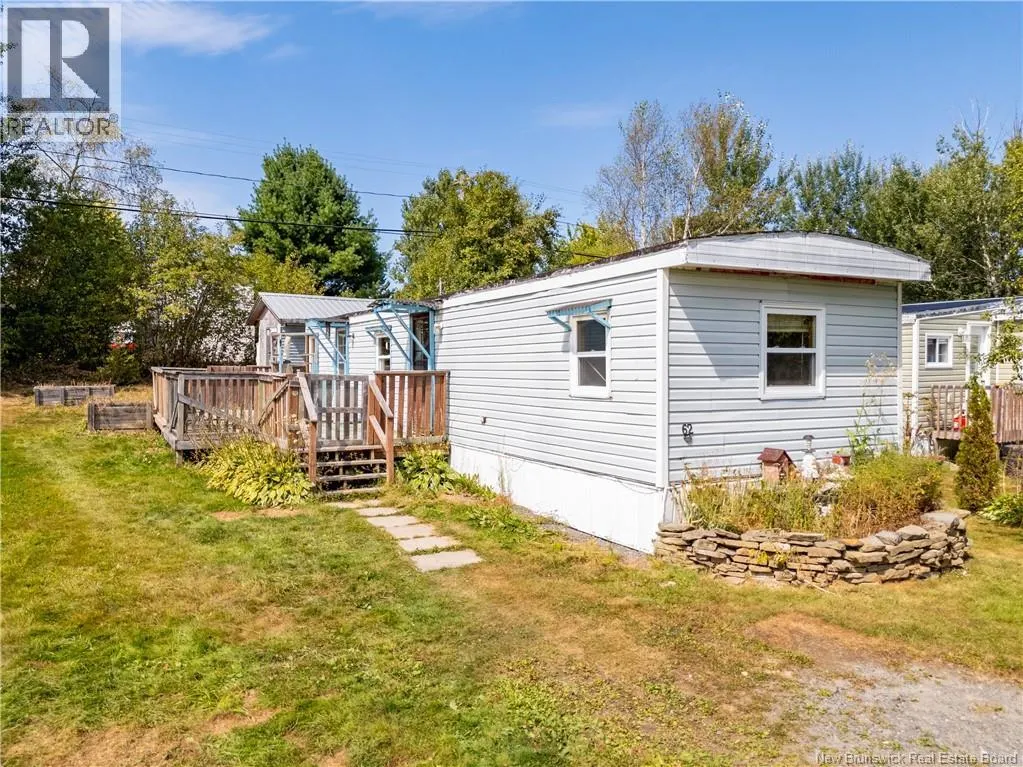 62 Hedgeview Drive