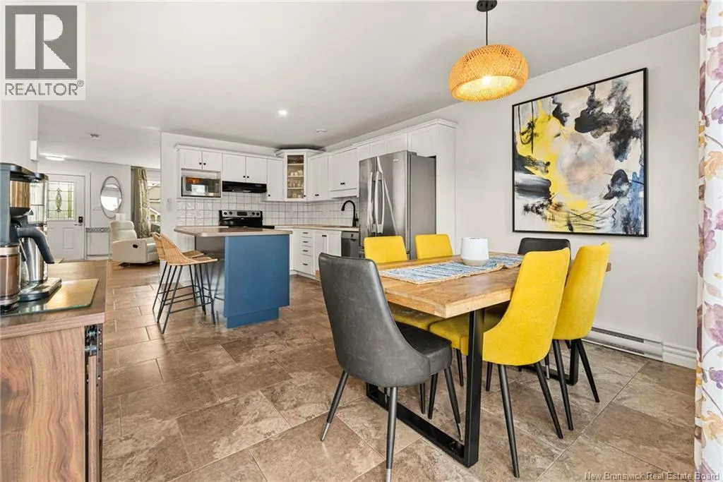 15 Myriam Crescent