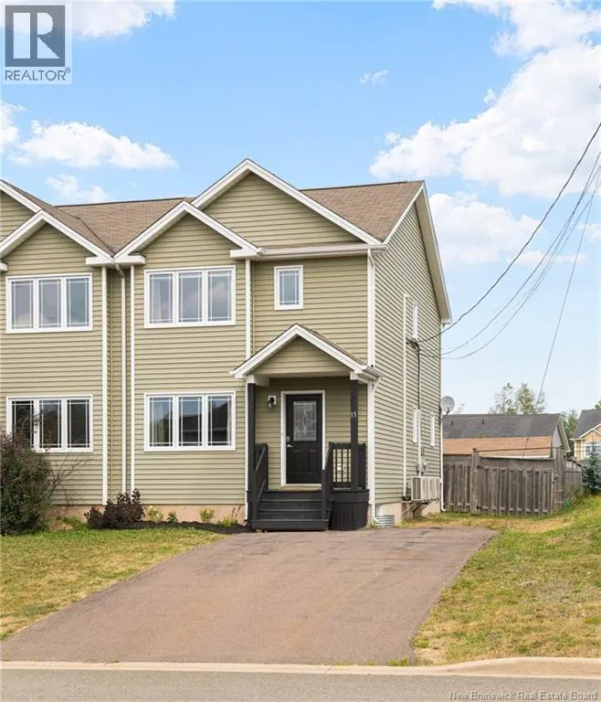 15 Myriam Crescent