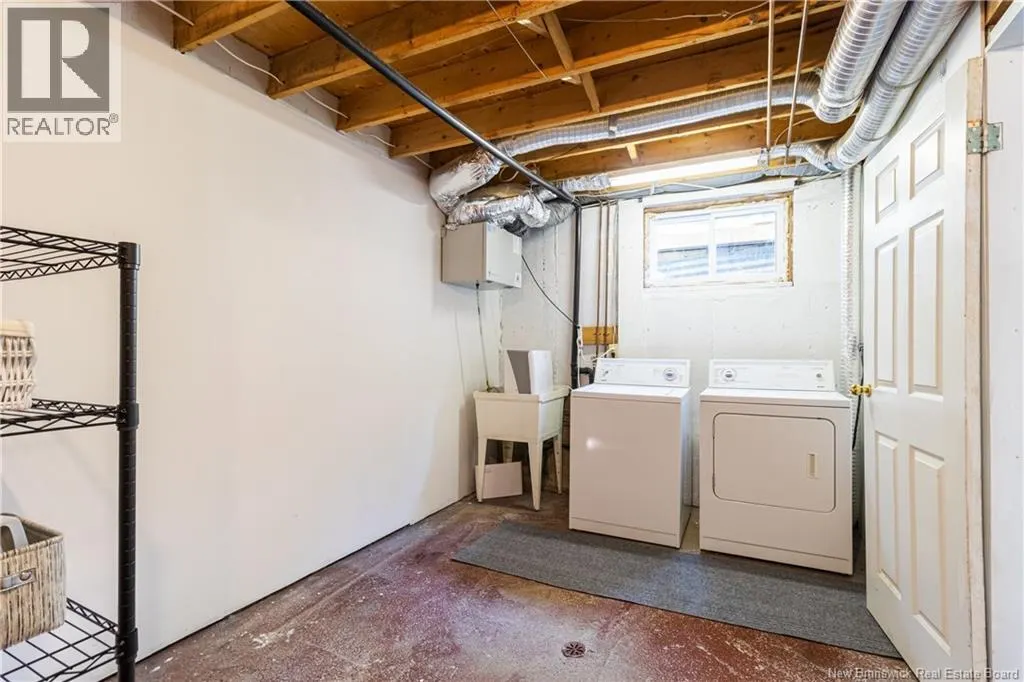 6 Angelview Court