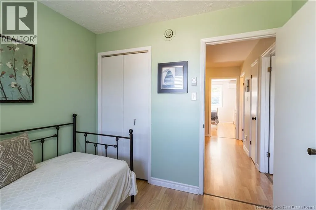 6 Angelview Court