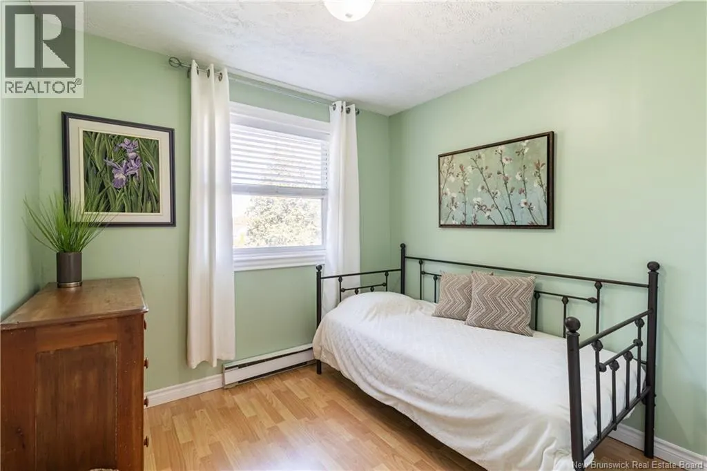 6 Angelview Court